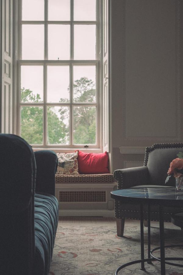 Warbrook House Heritage Hook (Hampshire)