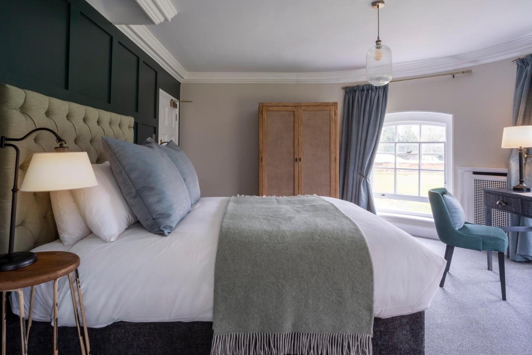 Warbrook House Heritage Hook (Hampshire)